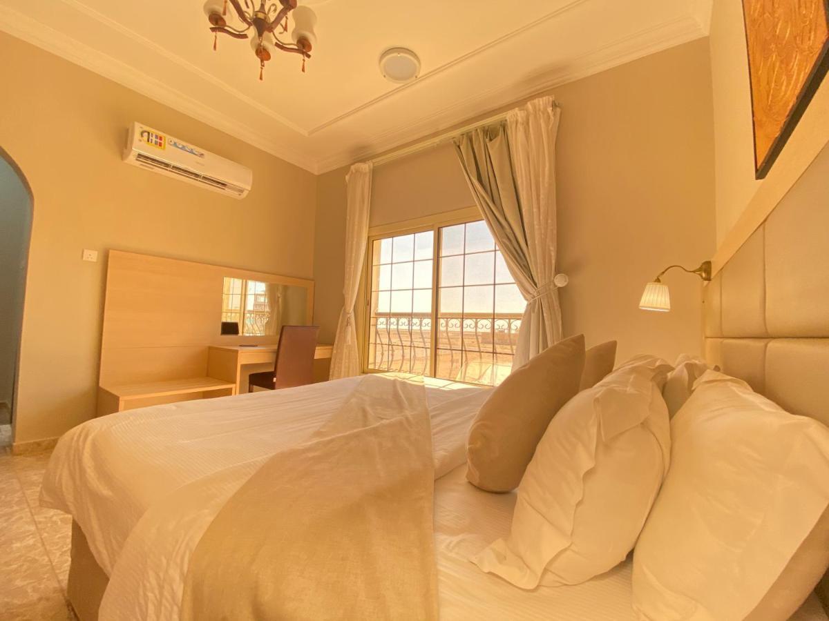 Arees Beach Hotel Rayyis Buitenkant foto