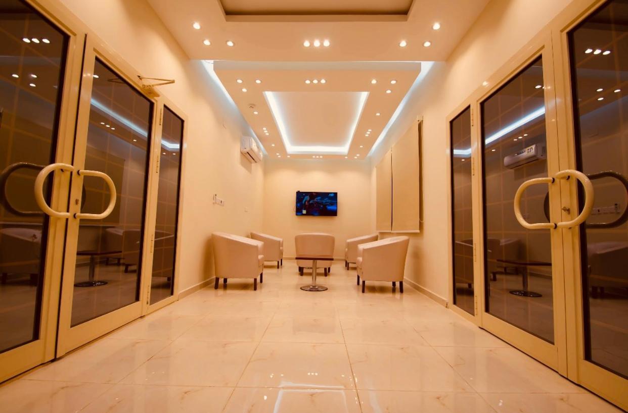 Arees Beach Hotel Rayyis Buitenkant foto
